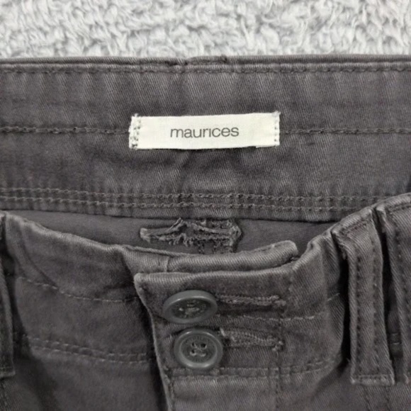 NWT - Maurices slate cropped chino pant - Size 8 - Picture 8 of 8